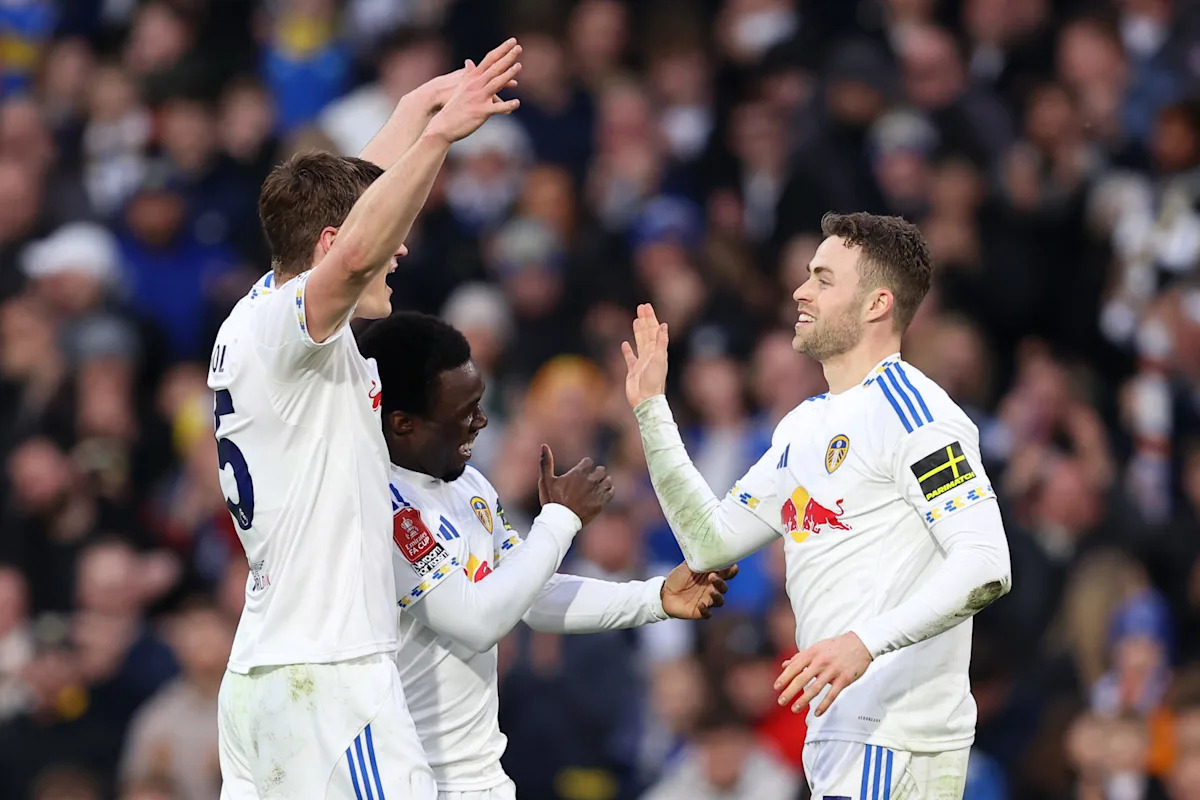 Gudmundsson Shines: Leeds United Dominates Norwich 3-0 in FA Cup Clash